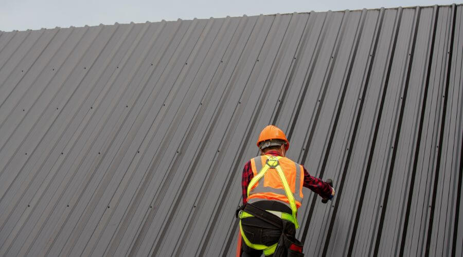Expert flood damage restoration services in Somerset, CA